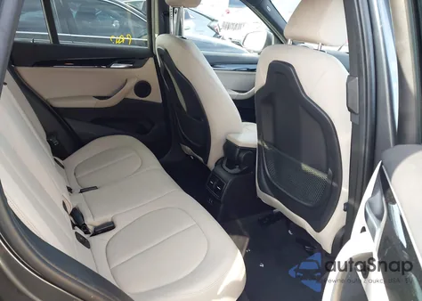 2019 BMW X1 xDrive28I из США, поврежденный, VIN WBXHT3C50K5L36565